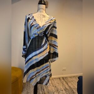 White House Black Market Multicolor Abstract KimonoTop /Mini  Dress Size M.